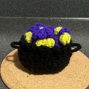 Crochet Cauldron with Coasters